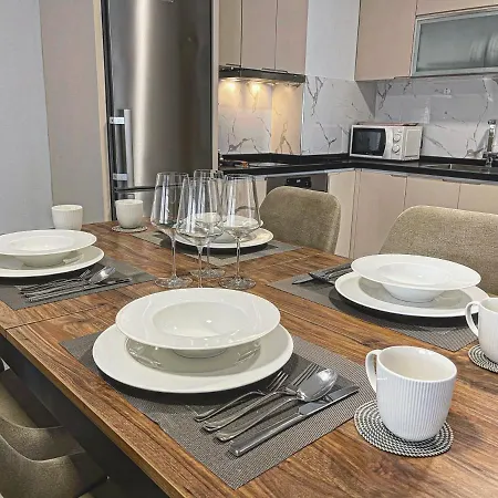 Roes Apartment Tirana