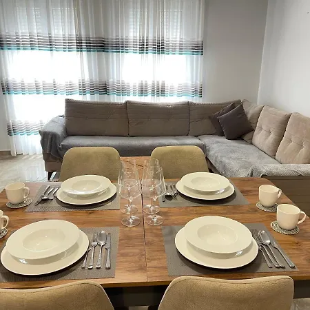 Roes Apartment *